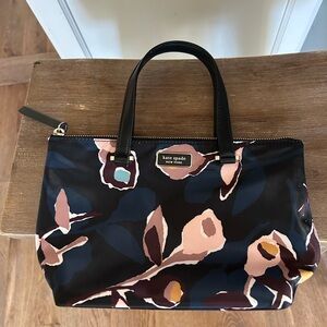 Like new Kate Spade ♠️ Dawn paper rose Small Tote